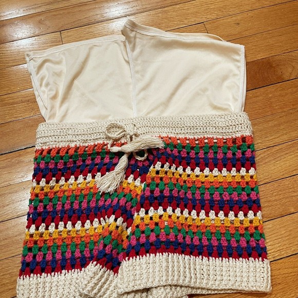 Aqua Bloomingdales Womens Boho Rainbow Stripe Crochet Shorts Size Medium M EUC - Picture 7 of 13
